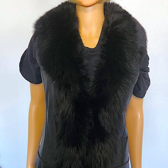 #639 Leather vest/fox fur - Picture 1 of 4